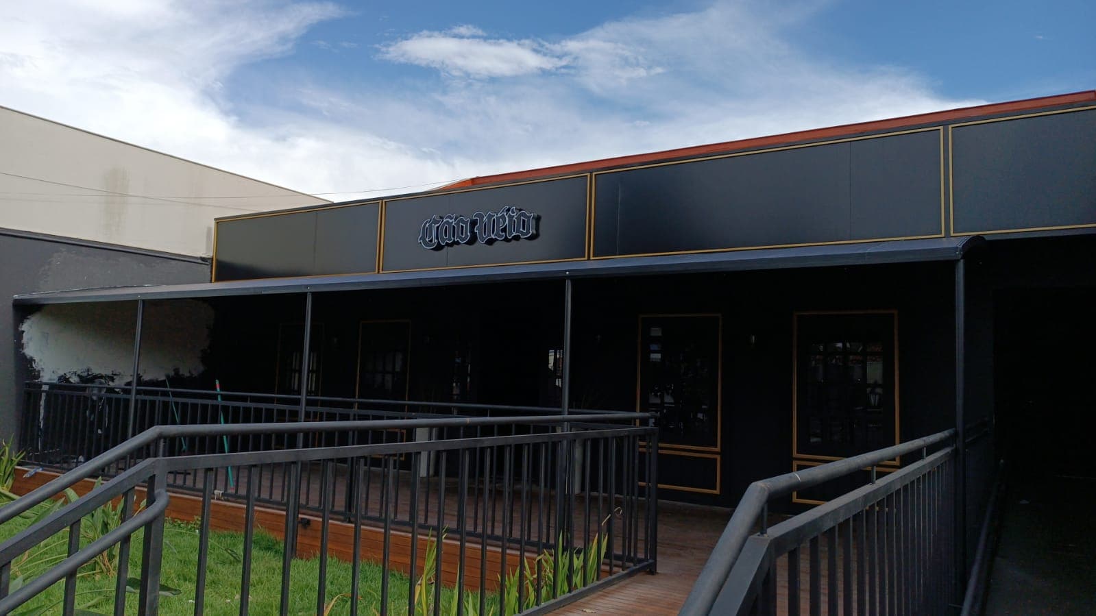 Toldo em Policarbonato