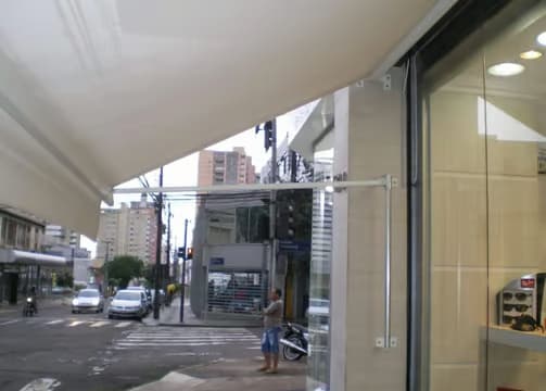 Toldo em Lona Instalado